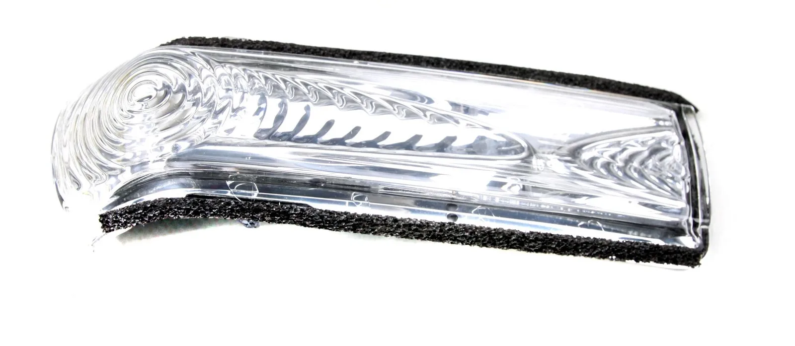 Повторитель поворотов на зеркале правый Fiat Doblo 2010- | Tranposrterparts